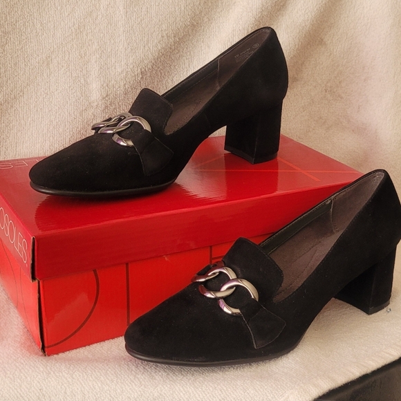 AEROSOLES Shoes - AEROSOLES Slipon, Size 8, Suede Black, Bling (4)